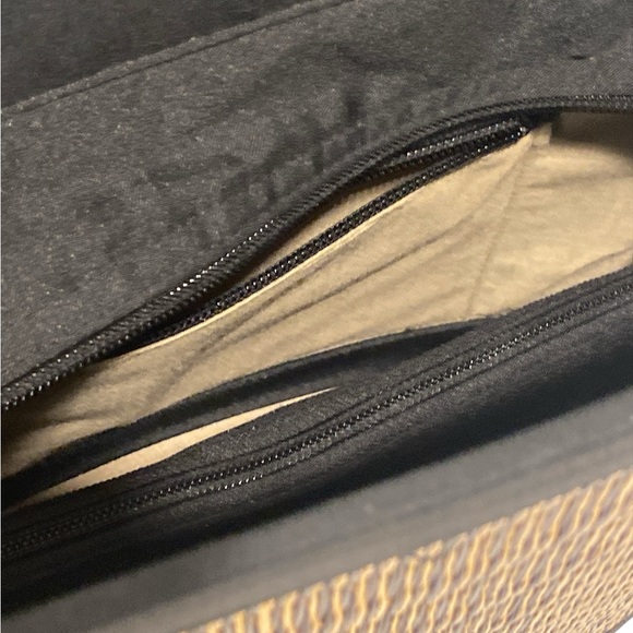 Baskets of Cambodia Wicker Shoulder Bag - Like New - Picture 6 of 10